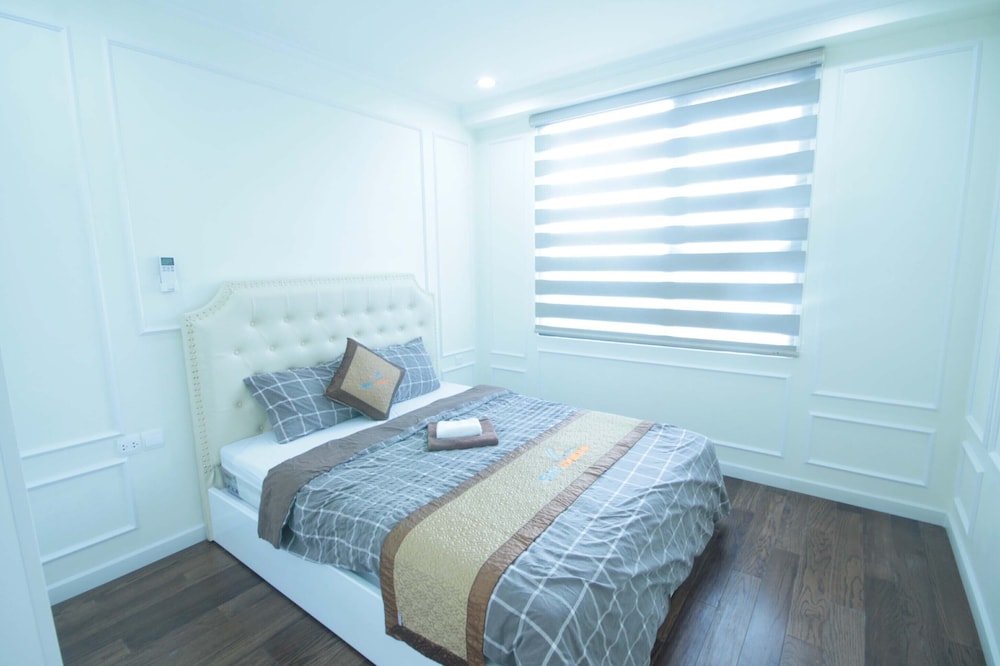 Bayhomes D'Capitale Serviced Apartment