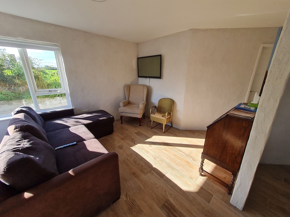 The Poets Cottage
