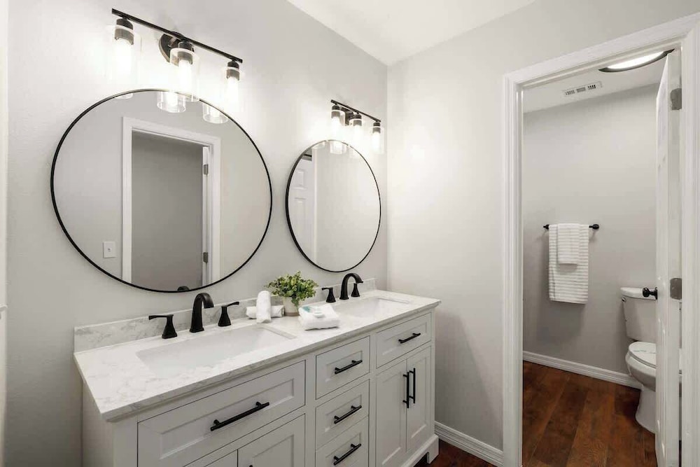 Modern 3 Bedroom, Wesley Chapel!