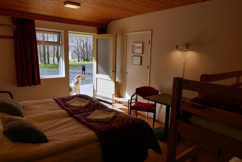 Hotel Hjarðarból