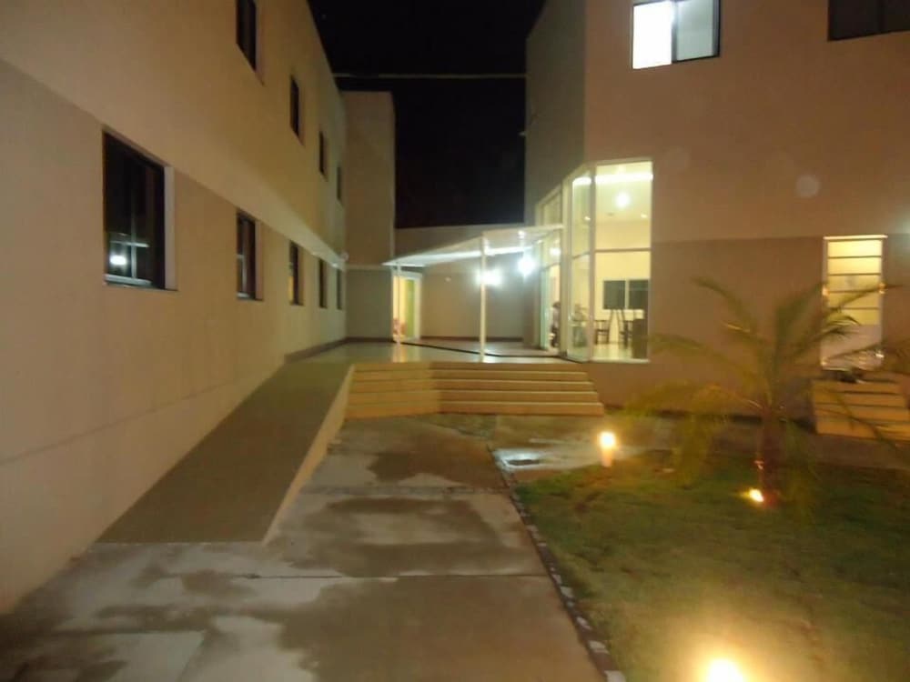 Hotel Prime Hotel Hortolandia - Image 1