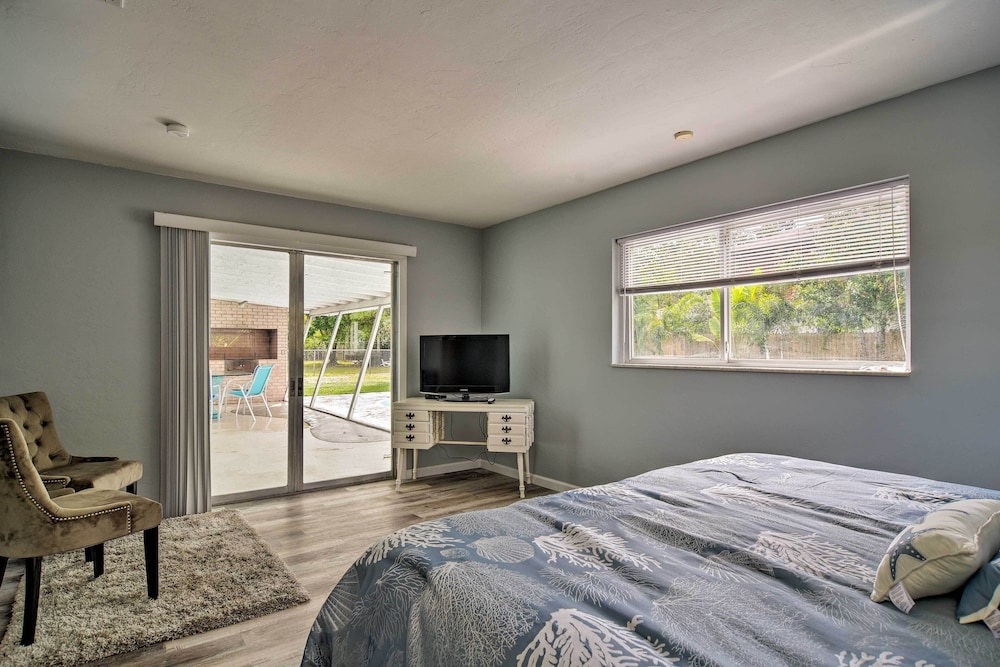 Miscellaneous Market Vacations - Sarasota Home w/ Large Backyard  Water Access - Property Image 5