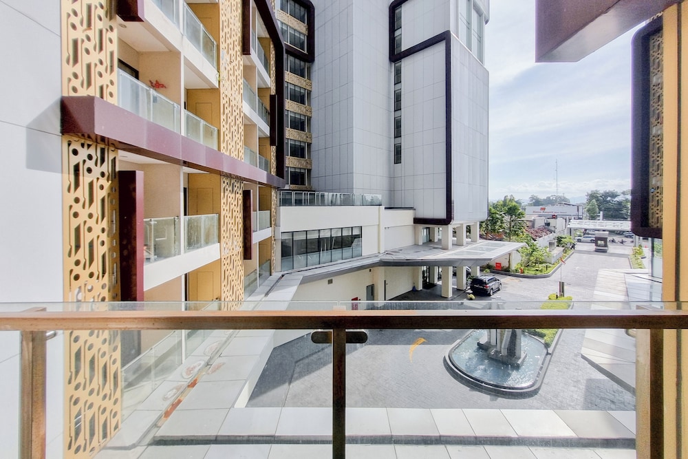Best Deal Studio at Patraland Amarta Apartment