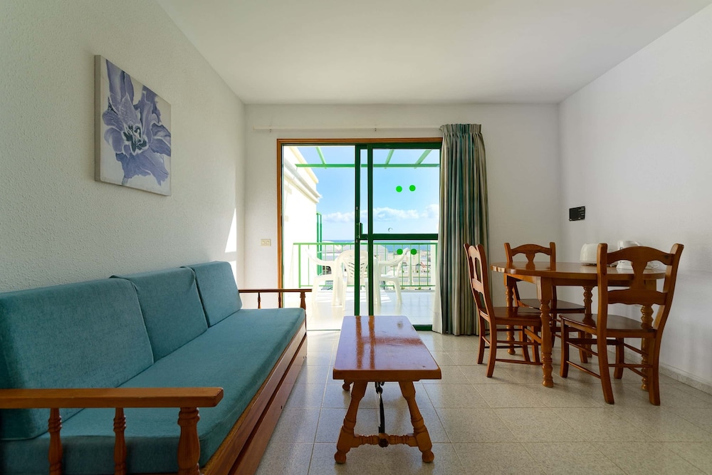 Salt Apartments Green Ocean