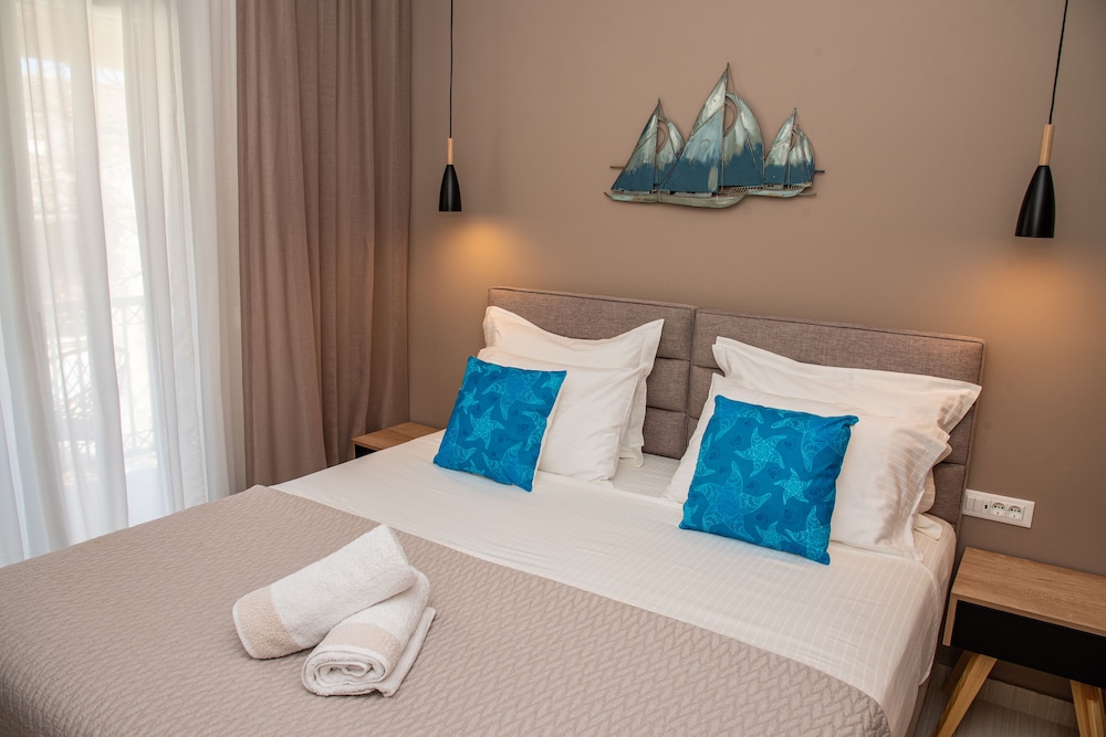 Kassiopi Luxury Suites view 4