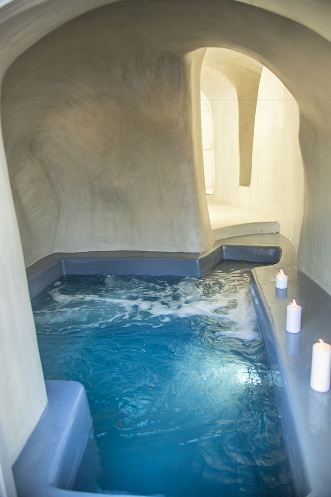 Santorini Villas