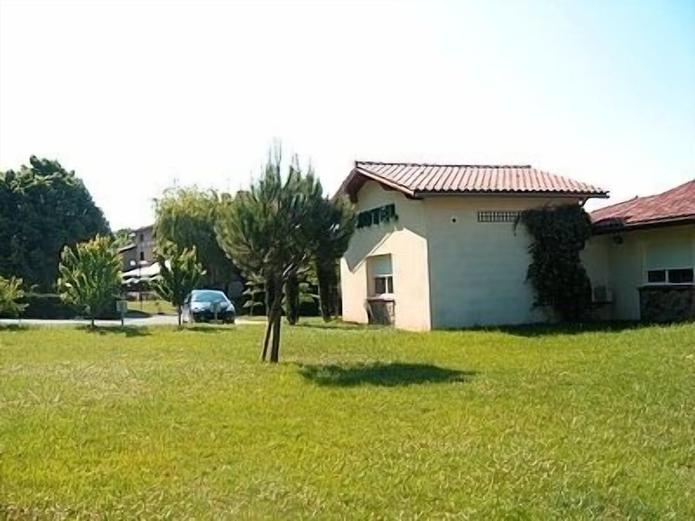 Hotel La Bombardiere - Property Image 27