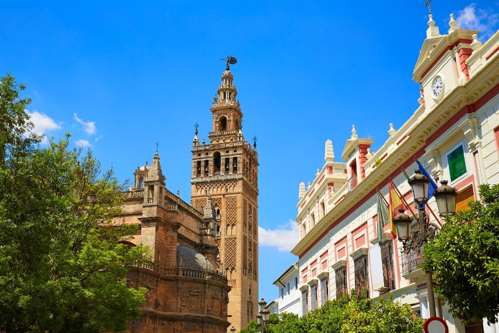 Divina in Sevilla With 1 Bedrooms and 1 Bathrooms