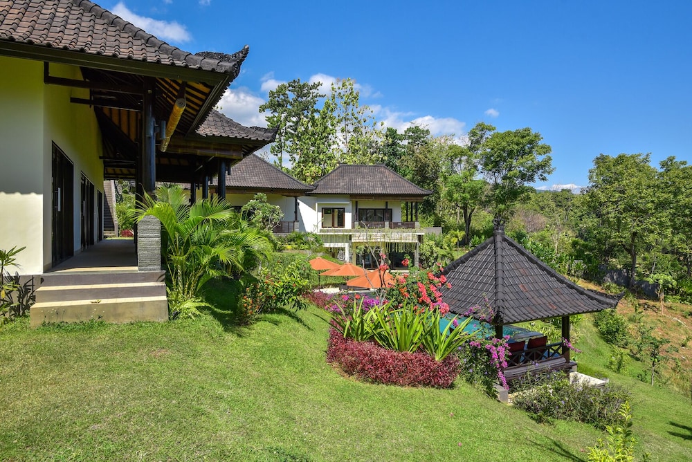 Villa Cahaya view 3