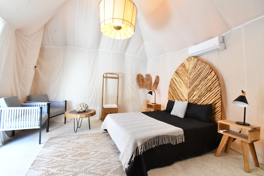 Arena y Mar Seaside Glamping Adults Only