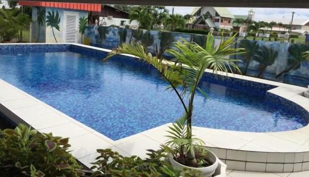 Pool & Wellness