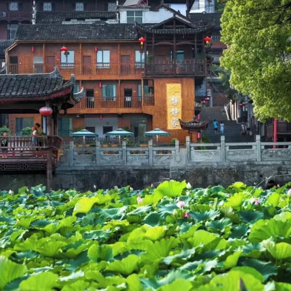 Jingjing Home Inn No. 372 Furong Town