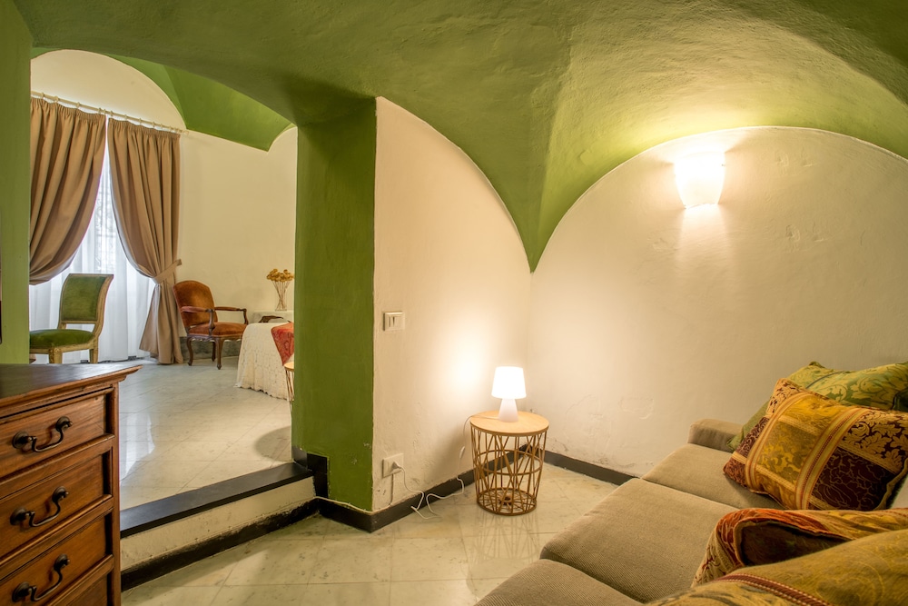 Villa Shelley Boutique Hotel