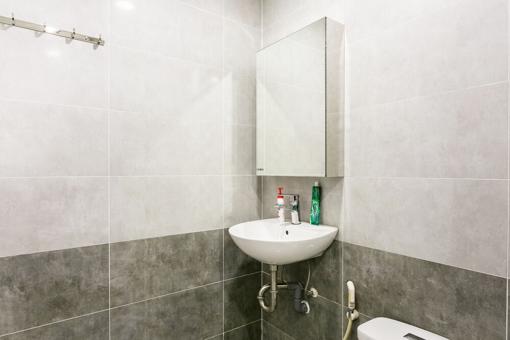 Jennifer House - Millenium Apartment