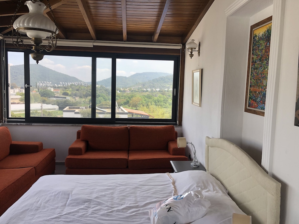 Villa Golkoy view 2