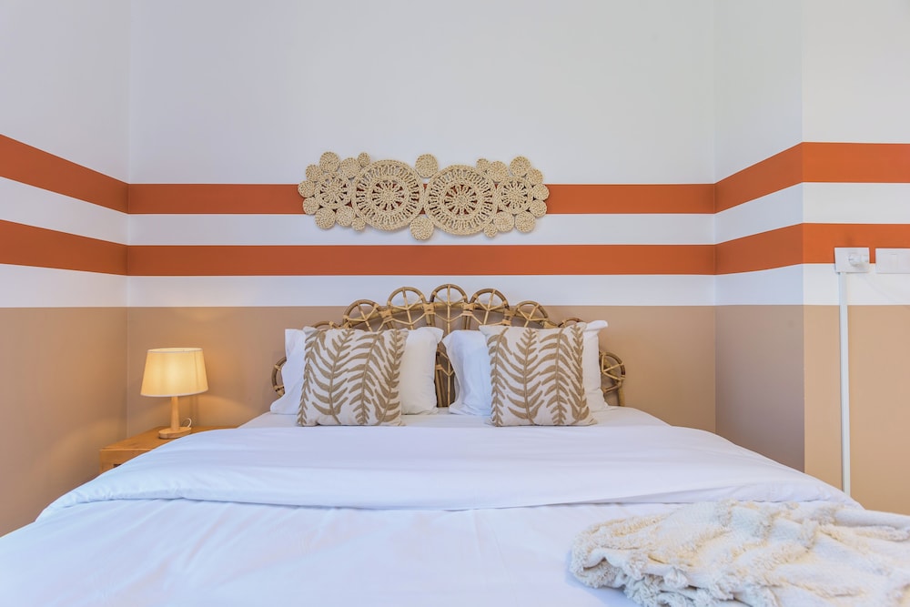 Glow Studios & Apartments in Batroun
