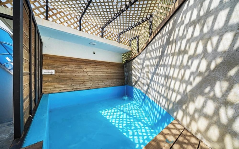 Hadong Yegrina Pool Villa view 2