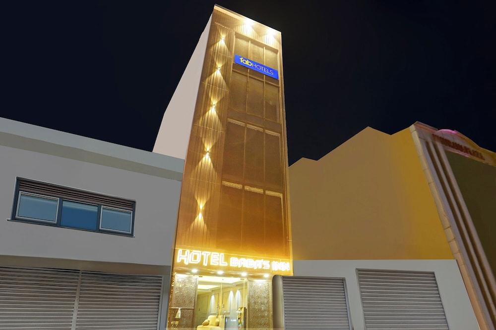 FabHotel Baba's Inn