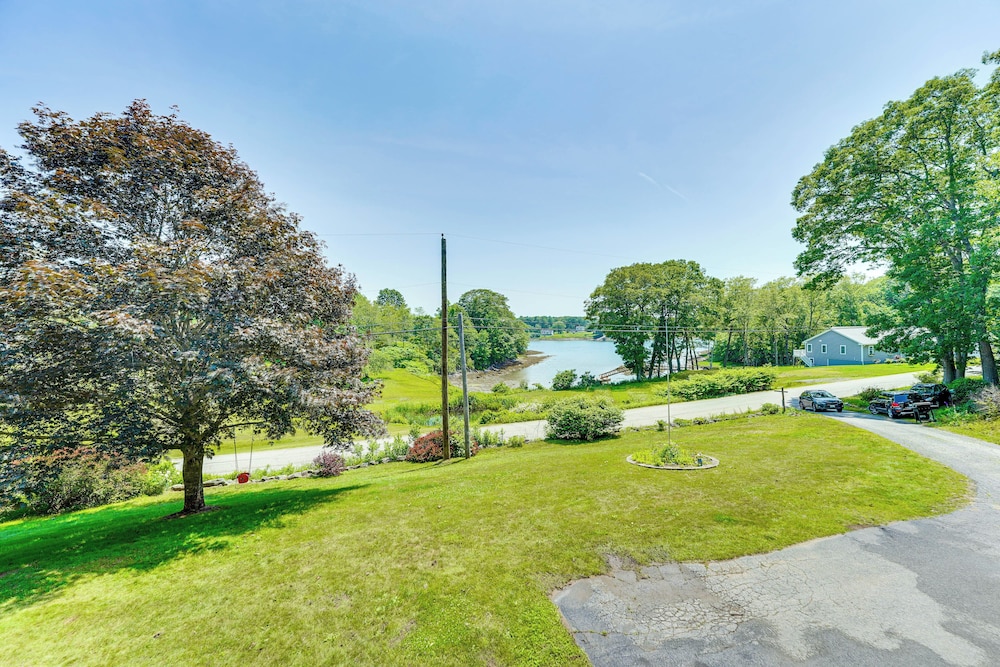 Boat & Kayak Nearby: Barters Island Home w/ Views