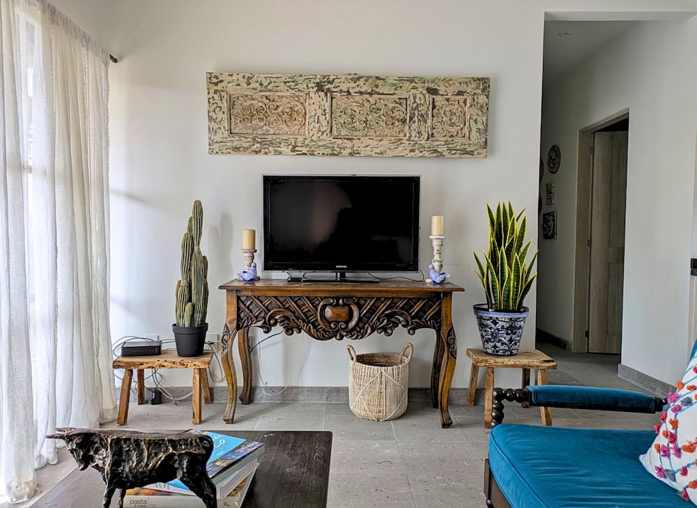 Casa Zuhari by Avelia