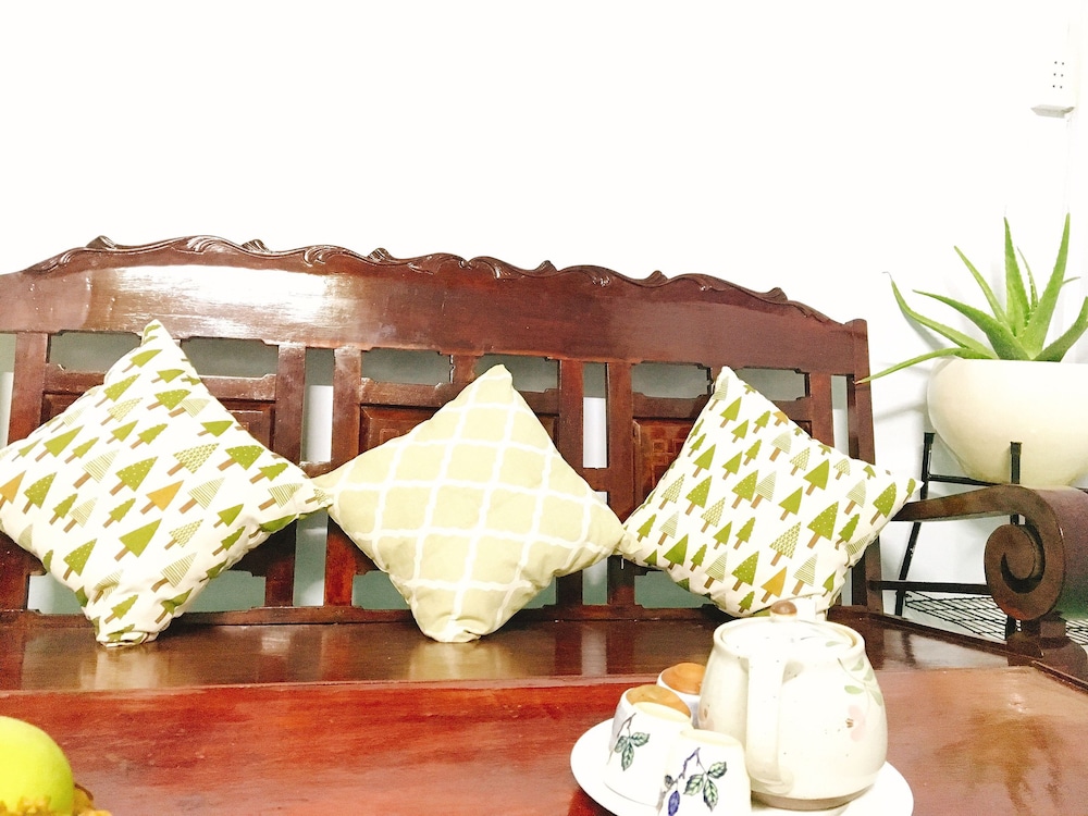 Ha's House