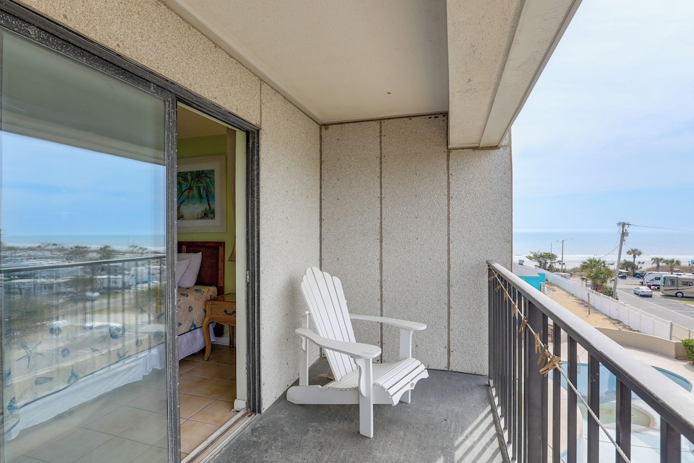 Steps to Shore: Resort Getaway in Myrtle Beach!