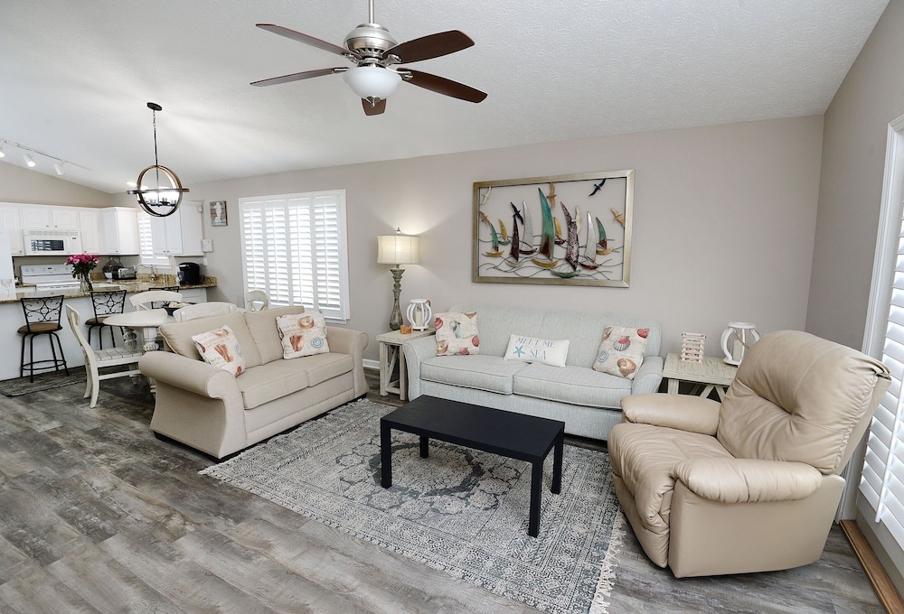 225 Seahorse Way 3 Bedroom Home