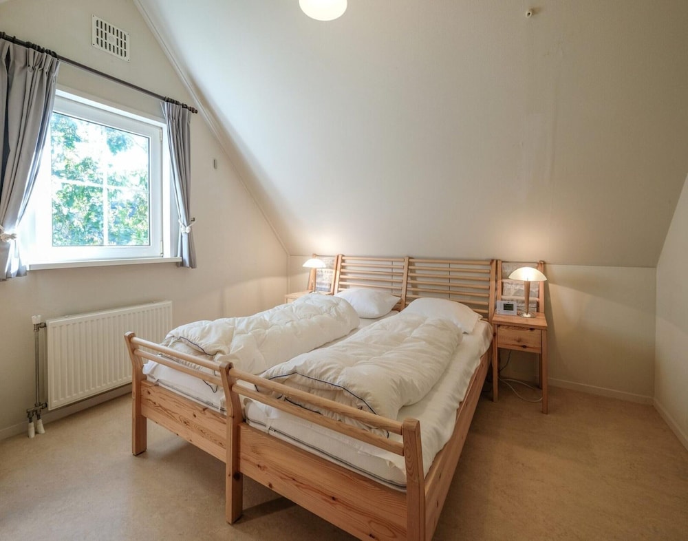 6-person Holiday Villa With Garden
