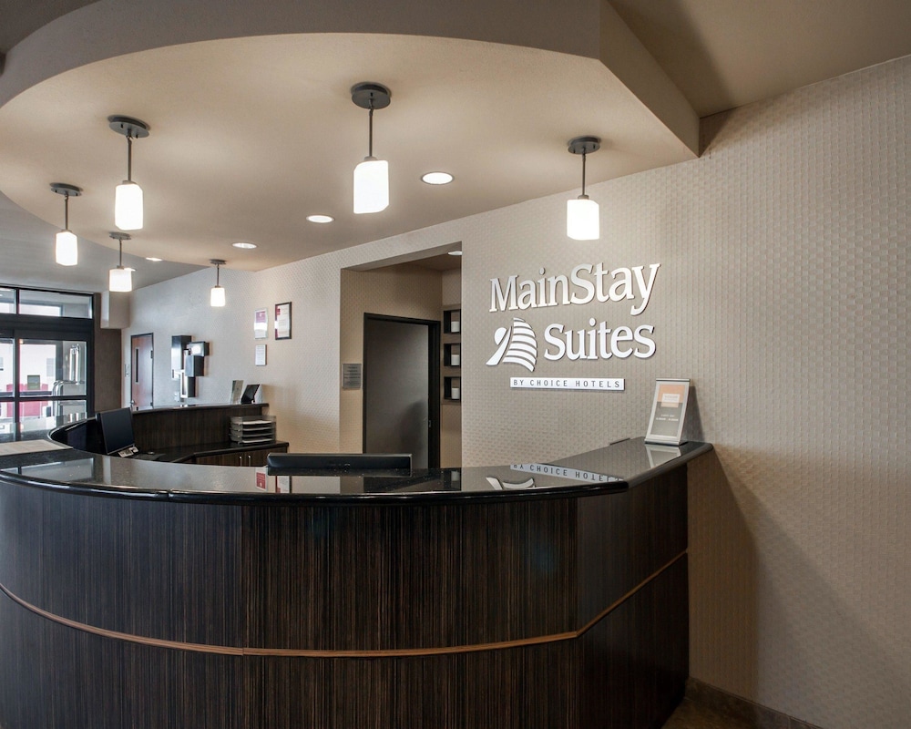 Hobbs Vacations - MainStay Suites - Property Image 3