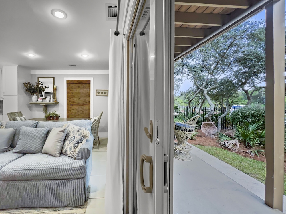 Inlet Dunes 101 1 Bedroom Condo by RedAwning view 3