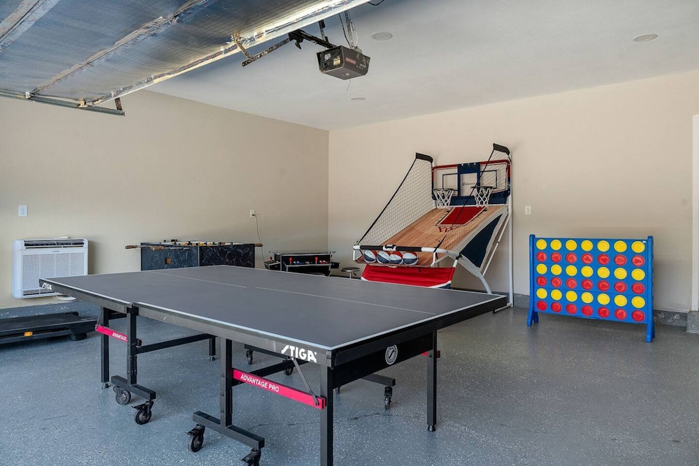 Play Stay Dallas Home w Gym Gameroom Wifi