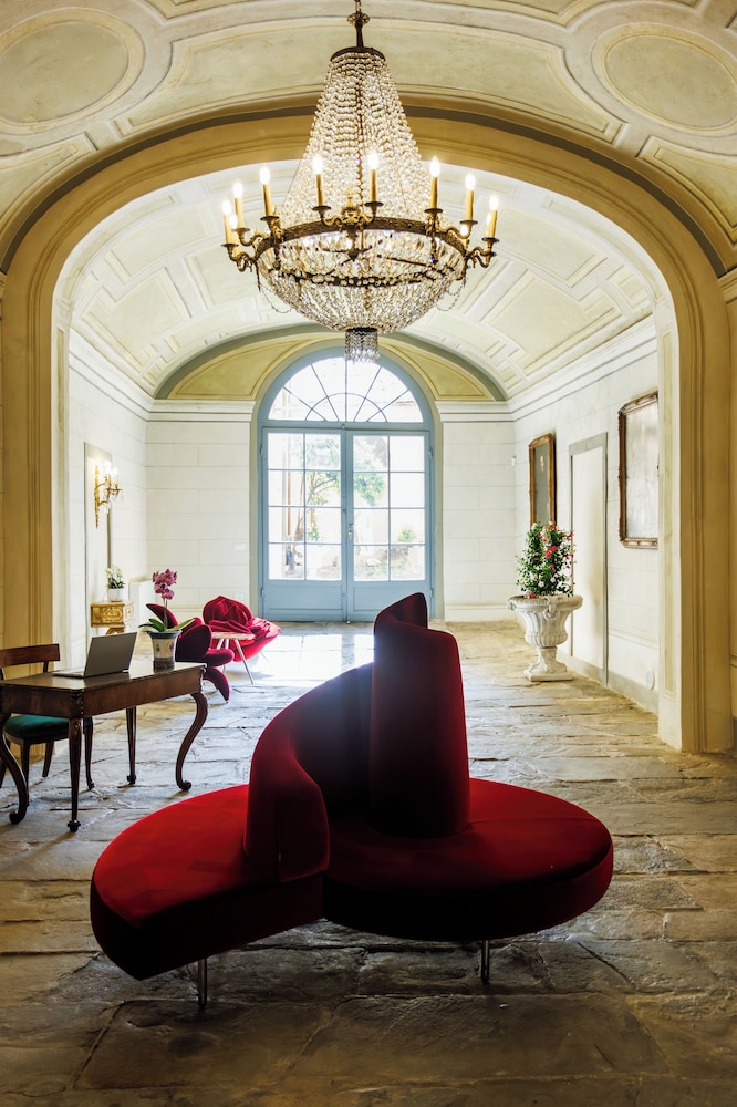 PALAZZO DELLA BIANCA- Royal Experience