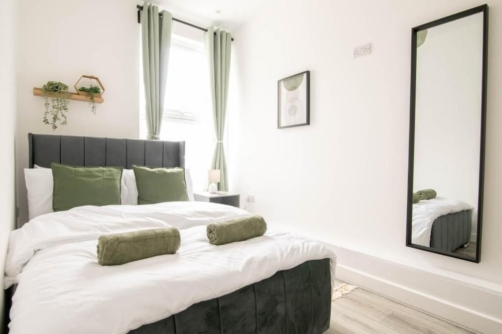 Cosy 3 Bed Flat in Southsea