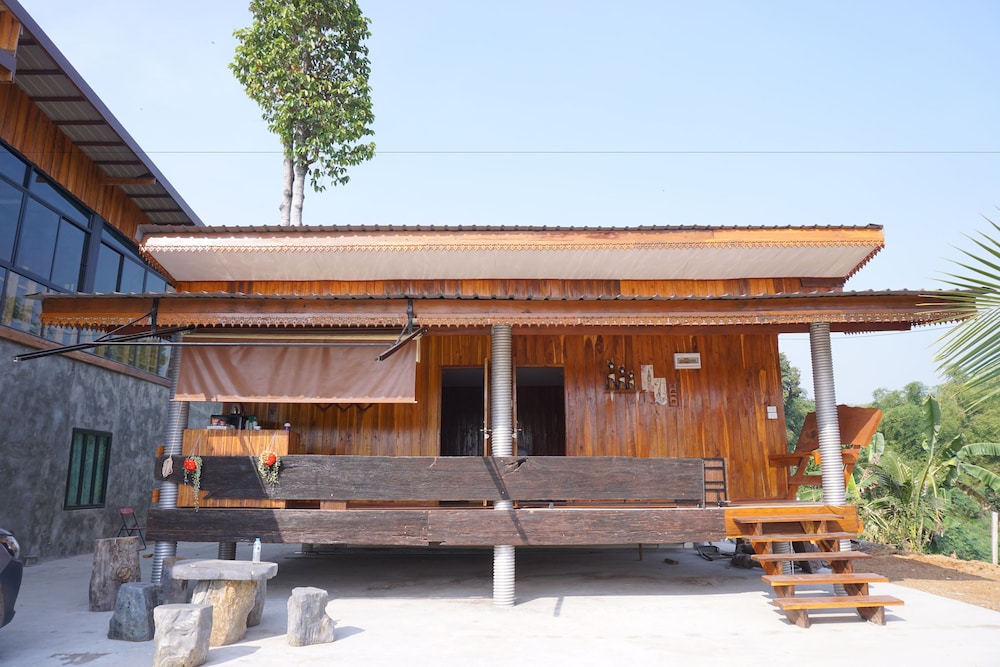 ModernLoft Homestay