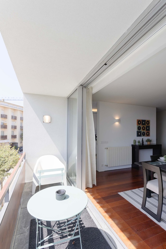Liiiving in Porto - Foz Seaside Apartment