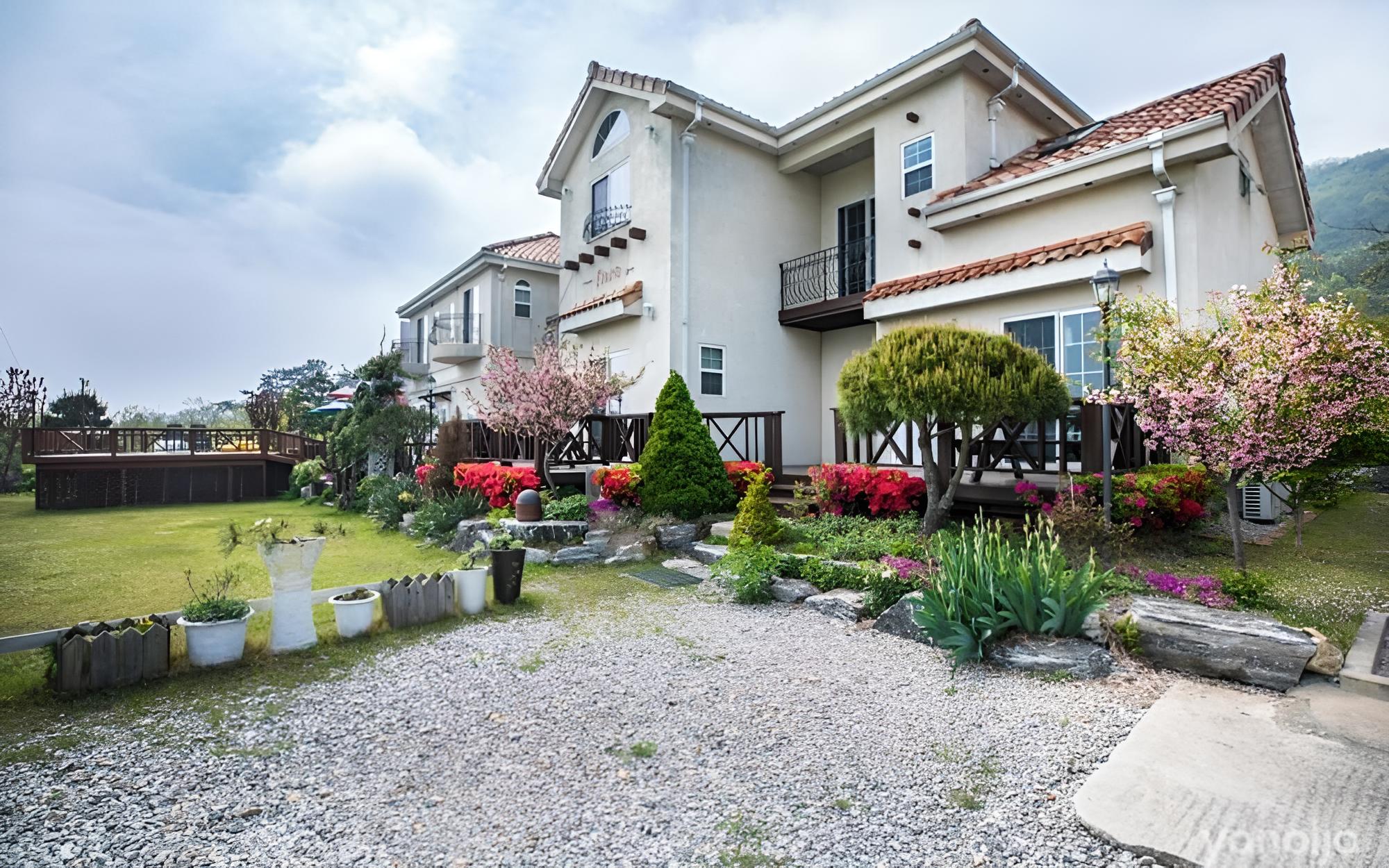 Buan Flora Pension