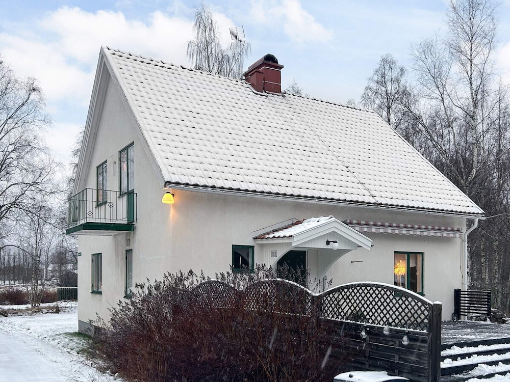 7 Person Holiday Home in Docksta view 3