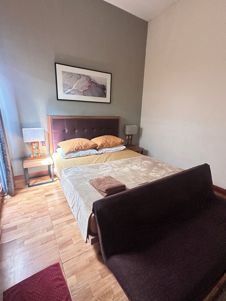 Dewandi Guest House