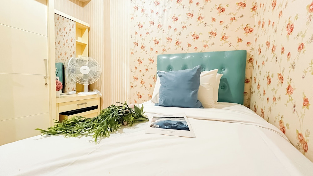 Good Deal And Homey 2Br Apartment Bassura City Near Mall