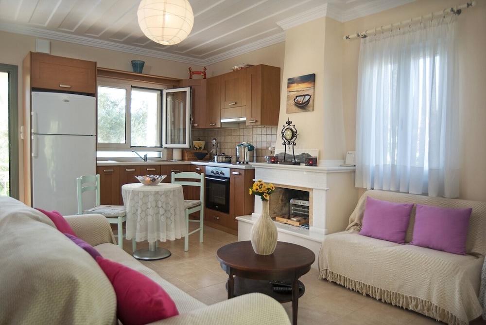 Lefkada Summer House Near the Beach