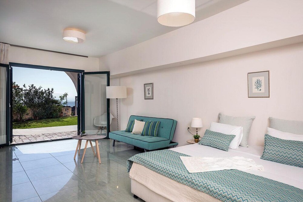 Tersanas Villas