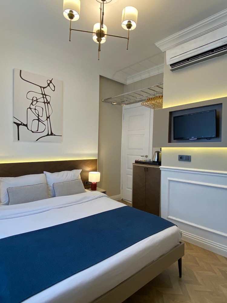 Emily Taksim Hotel