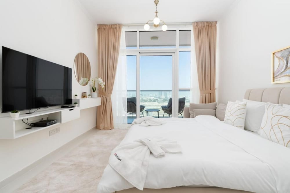 Elegant Studio at Damac Hills Carson B
