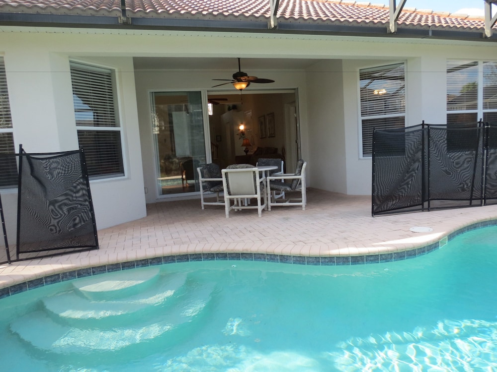 Deluxe Homes with Private Pool by SVV - Image 2