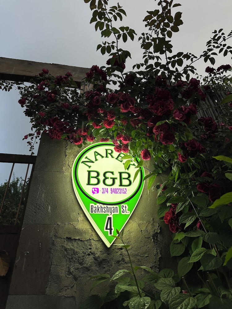 Narek B&B