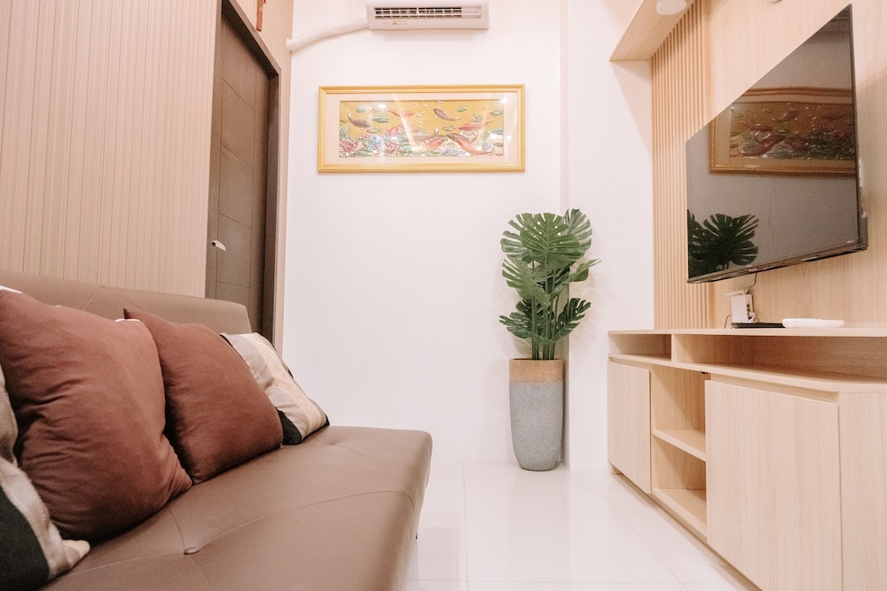 Stylish 1BR City Apartment