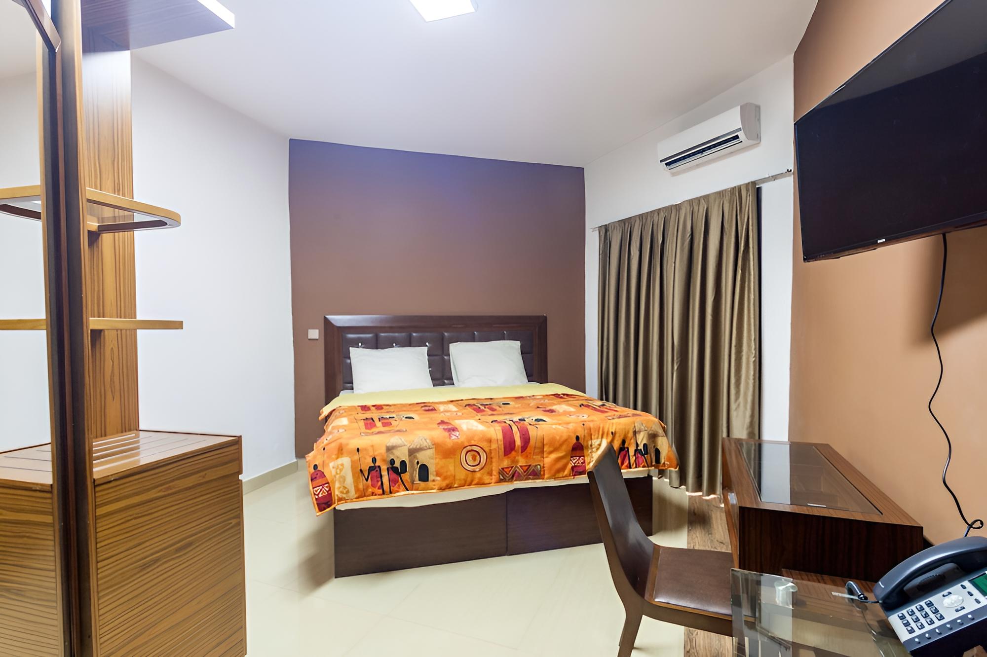 Wakola Hôtel Cheikh Anta
