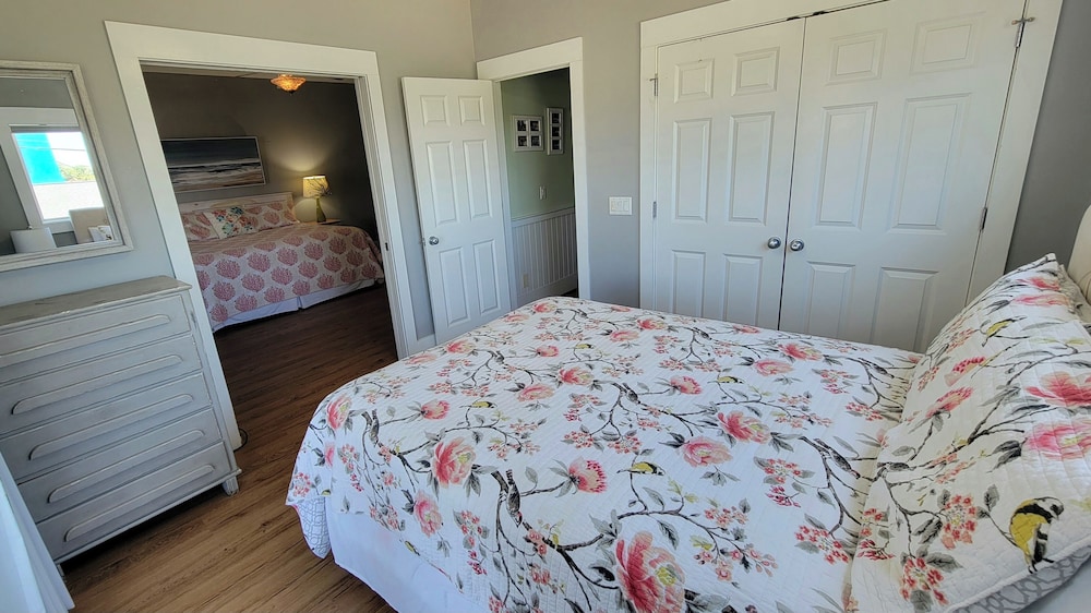 203 Butler Avenue by Tybee Vacation Rentals