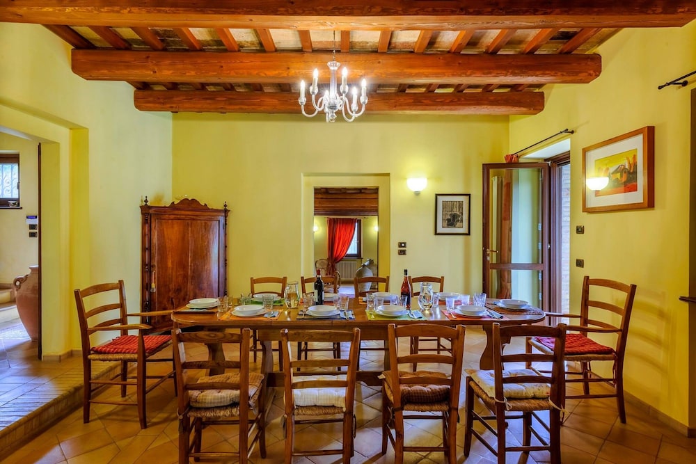 Villa Emilianna 12 2 by Marche Holiday Villas