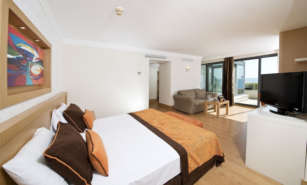 Limak Limra Hotel & Resort